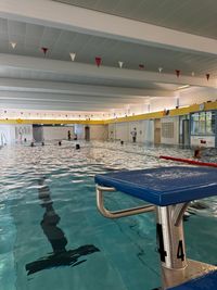 Viel los beim ersten Mitgliederschwimmen nach der Sanierung